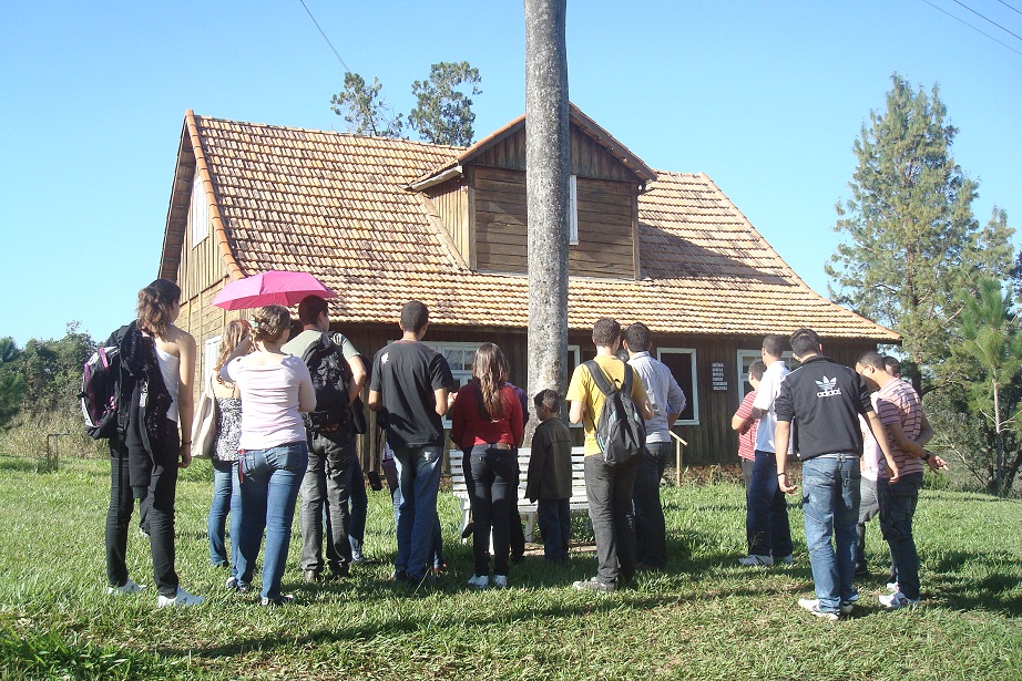 Alunos e Professores de Desenho de Construção Civil visitam a Varpa