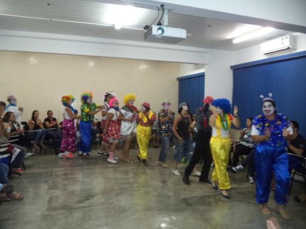 ALUNOS INGRESSANTES NO CURSO TÉCNICO EM ENFERMAGEM  RECEBEM AS BOAS VINDAS