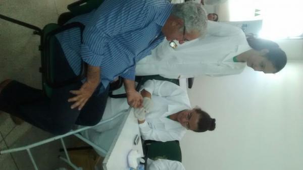 ALUNOS DO CURSO TÉCNICO EM ENFERMAGEM PARTICIPAM DA COMEMORAÇÃO DO DIA DO AGRICULTOR