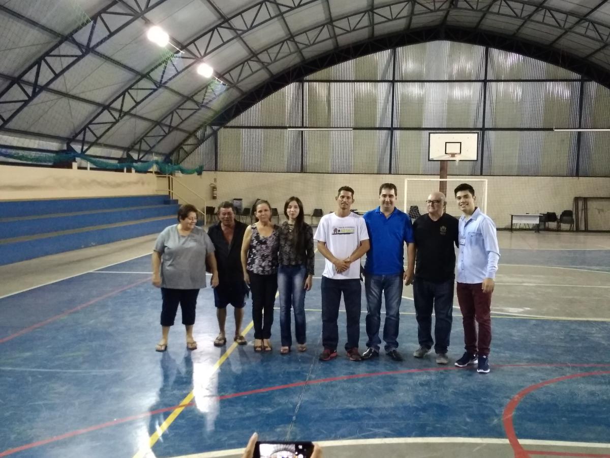 ETEC de Tup� faz doa��o de 30 super cestas para entidades beneficientes